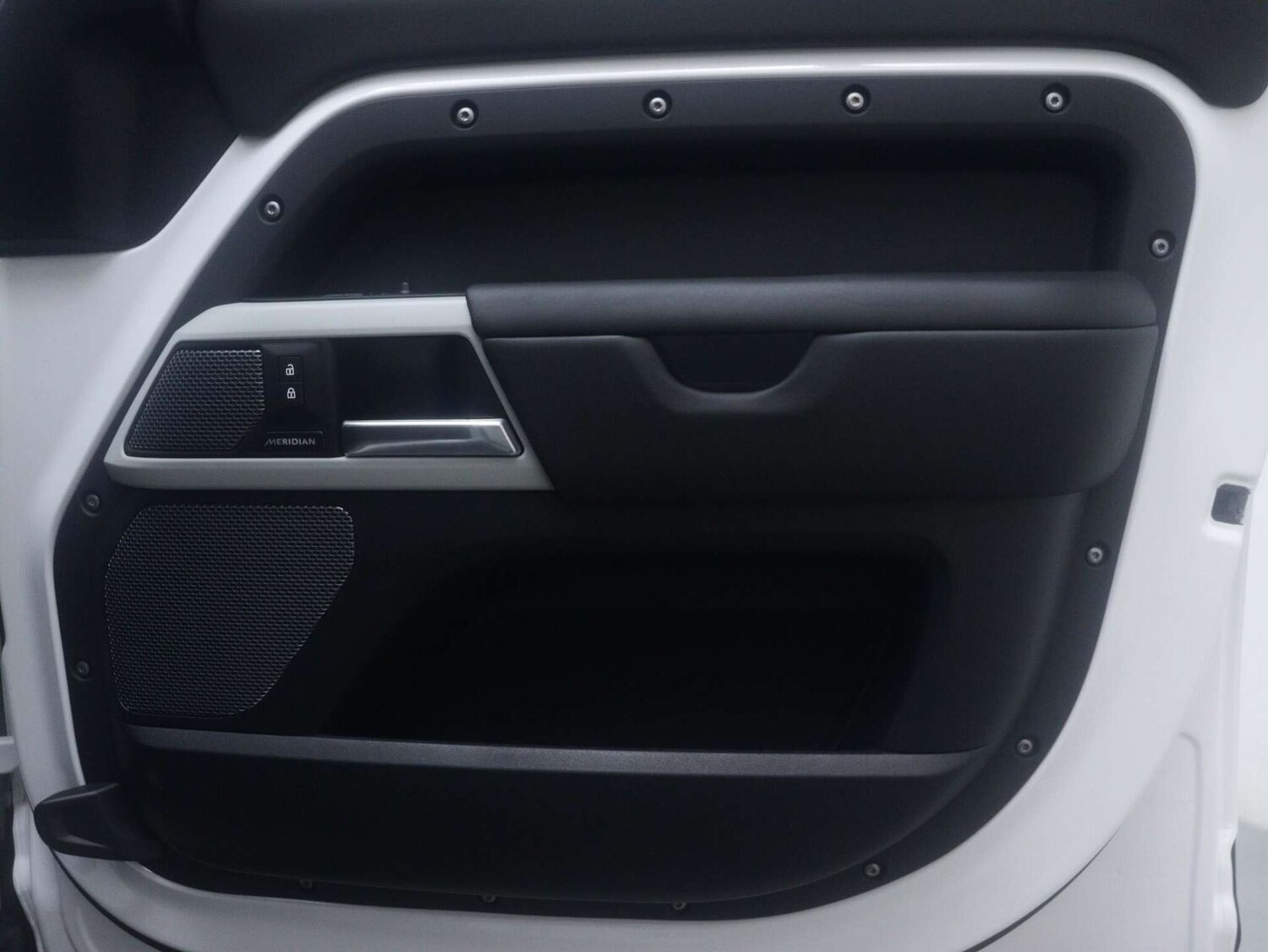 Used Land Rover Defender 2024 for sale - 77339225: Photo 66