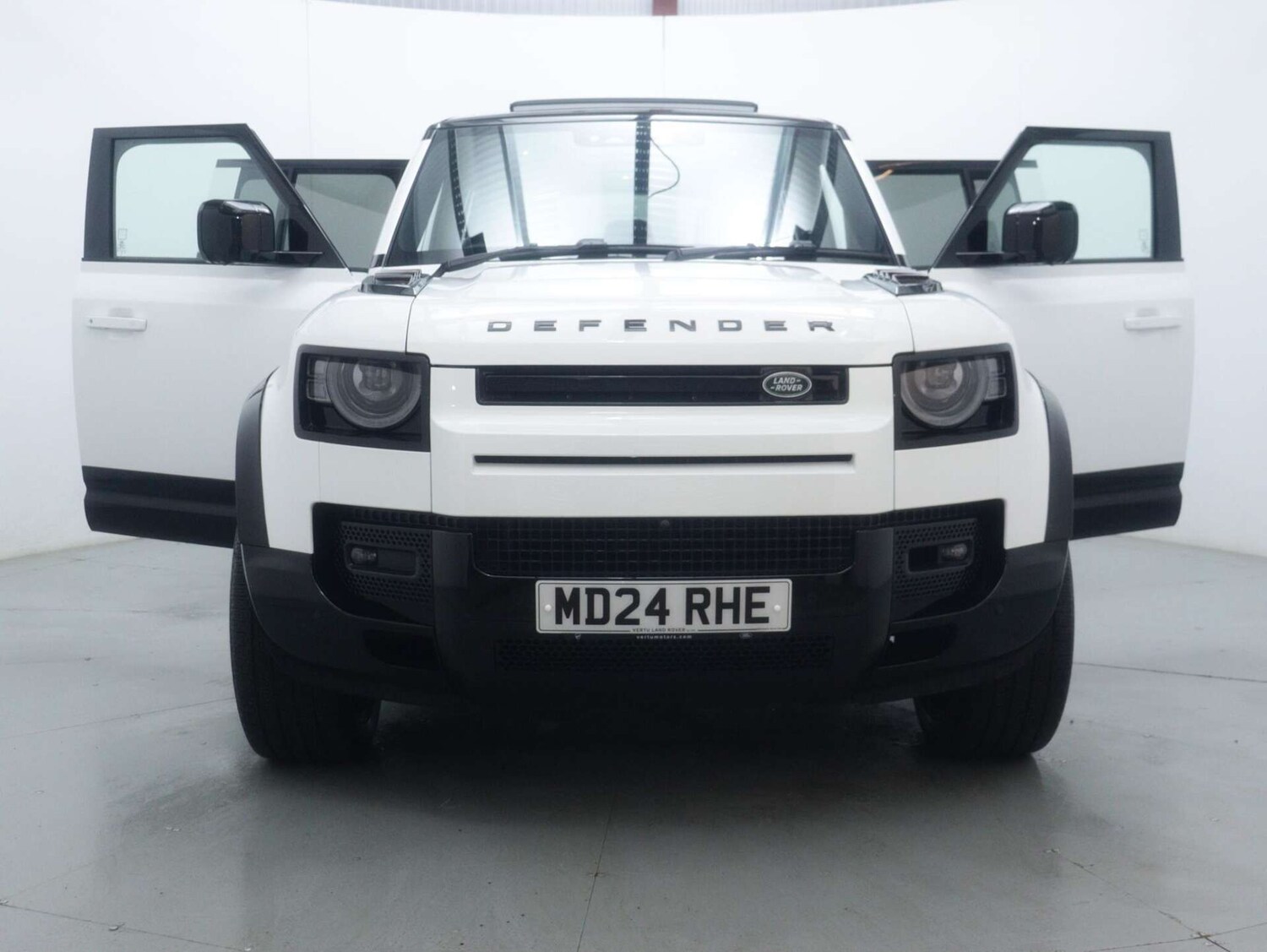 Used Land Rover Defender 2024 for sale - 77339225: Photo 77