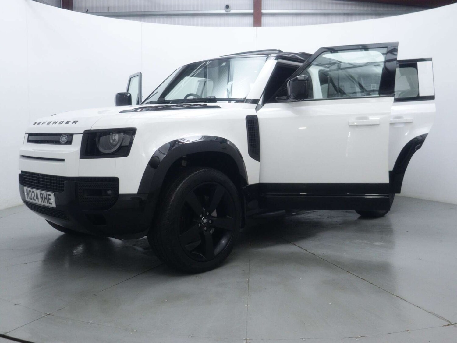 Used Land Rover Defender 2024 for sale - 77339225: Photo 78