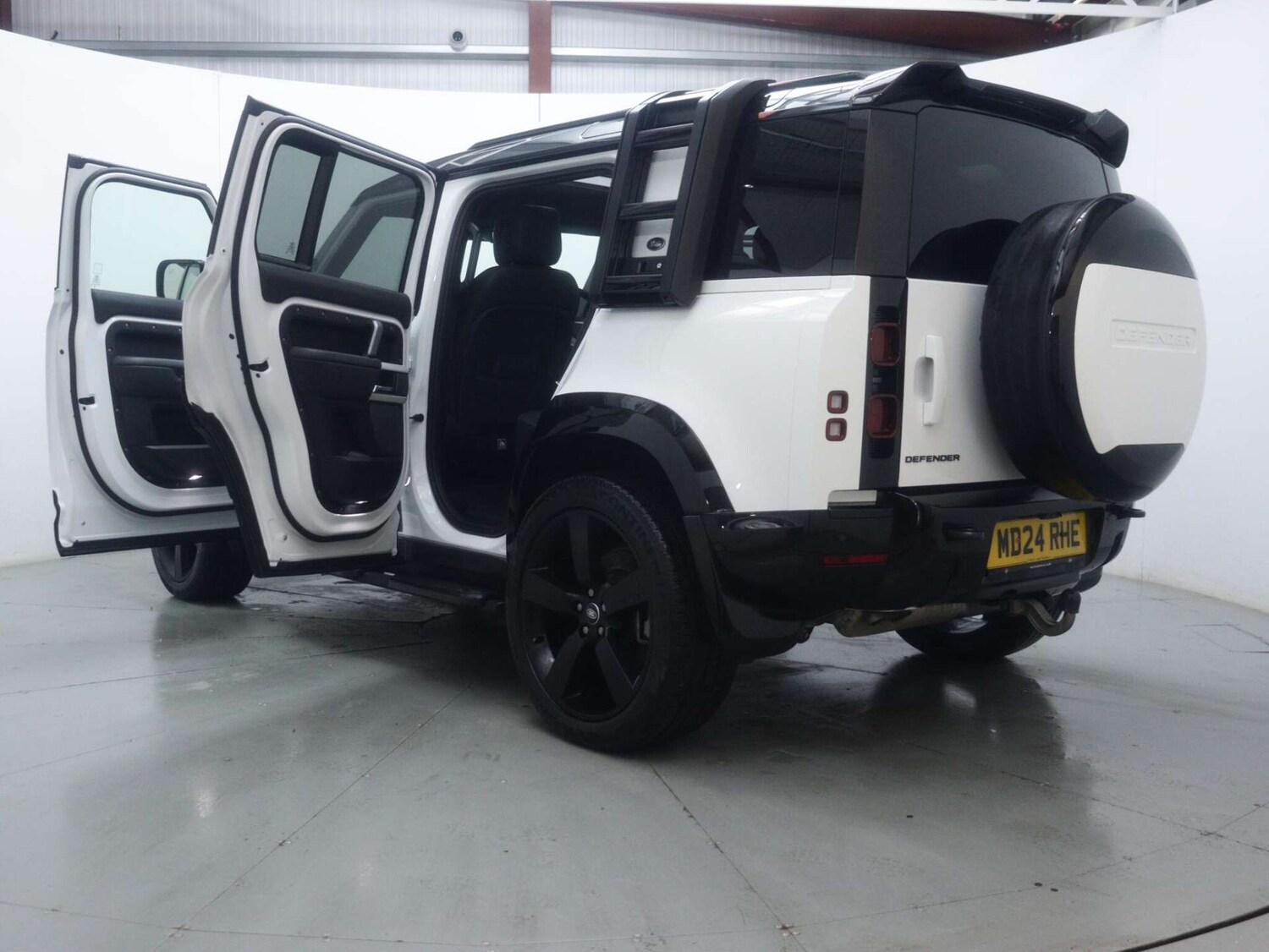Used Land Rover Defender 2024 for sale - 77339225: Photo 80