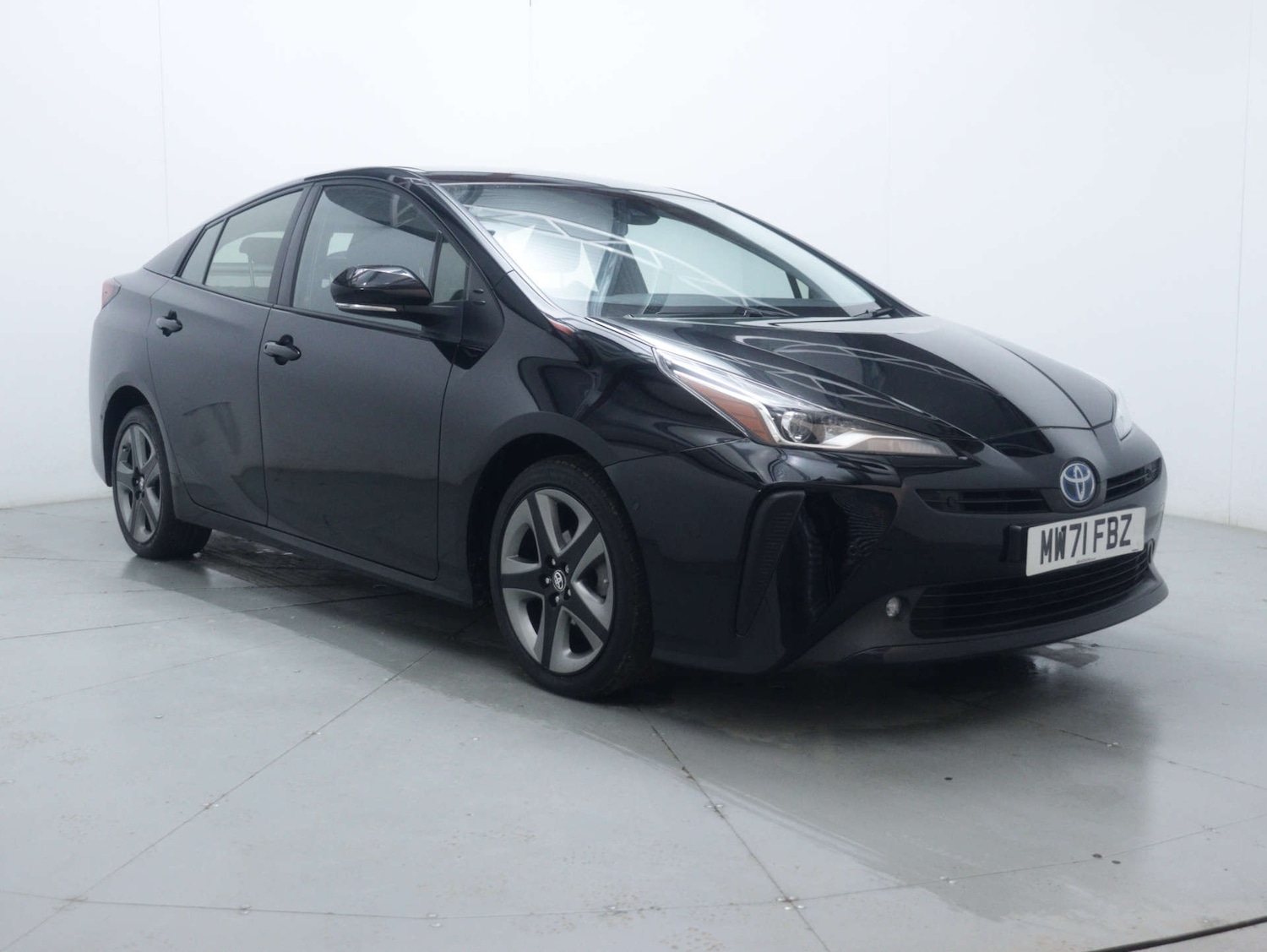 Used Toyota Prius 2021 for sale - 77392213: Photo 1