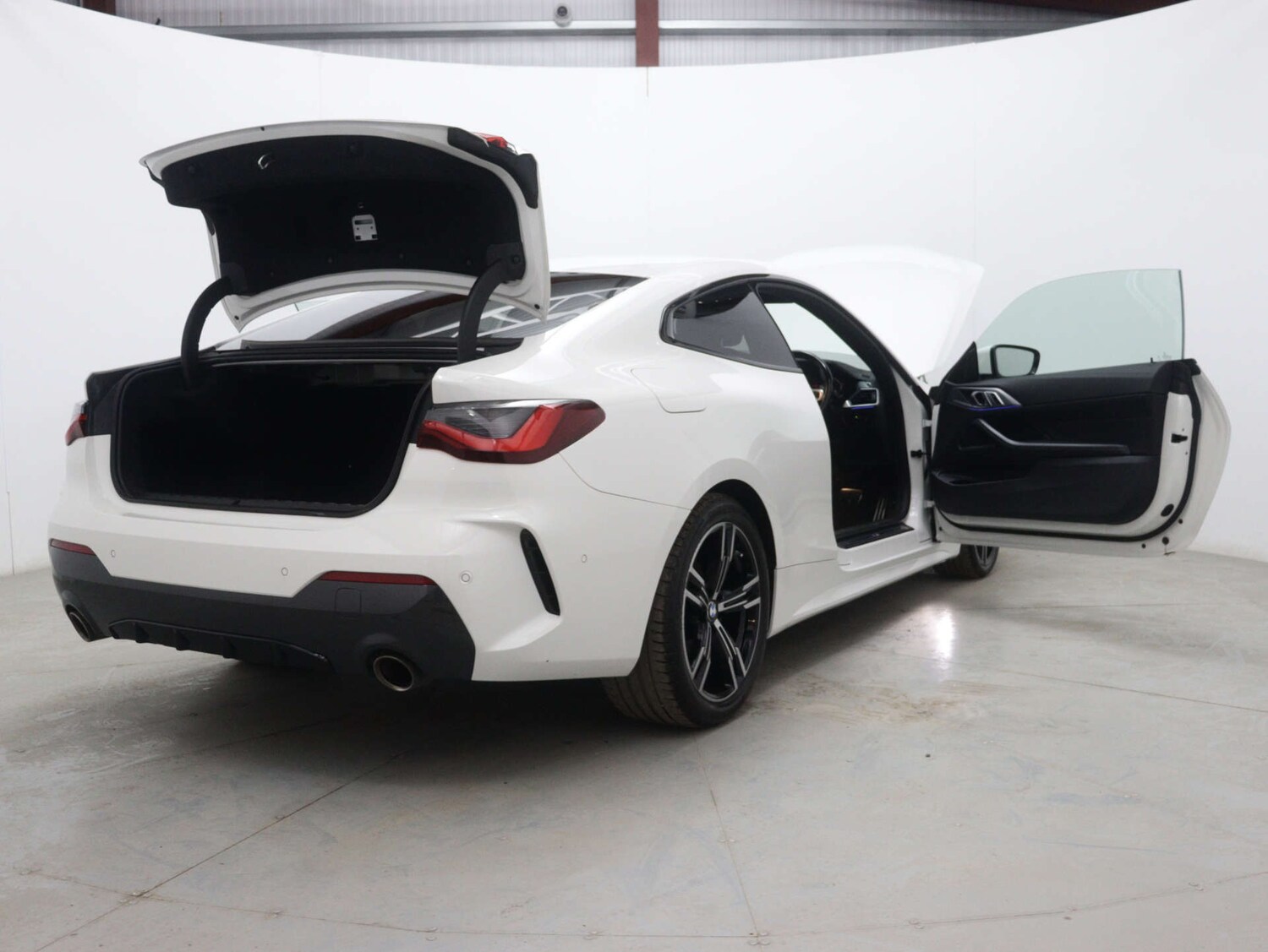 Used BMW 4 Series 2022 for sale - 76340741: Photo 61