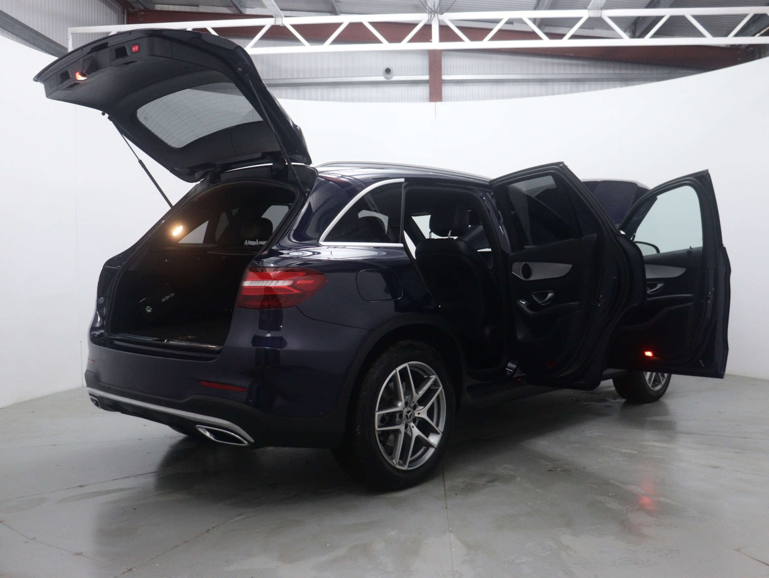 Used Mercedes-Benz GLC 2018 for sale - 76330117: Photo 65