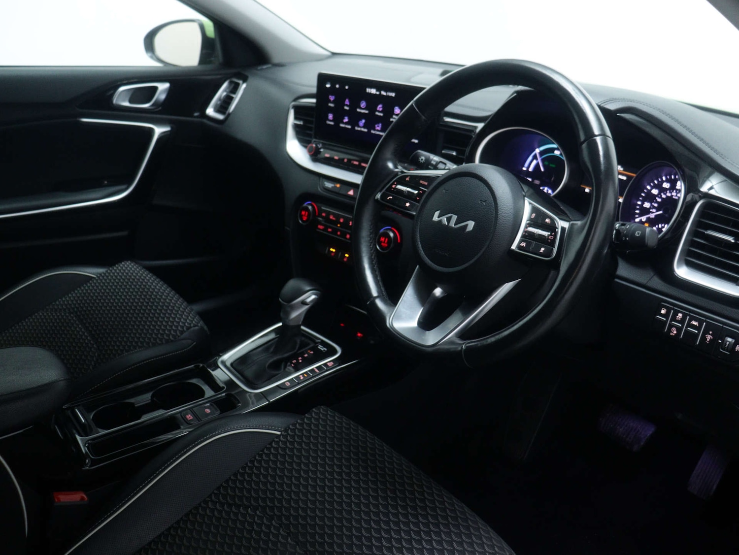 Used Kia XCeed 2024 for sale - 76829730: Photo 44