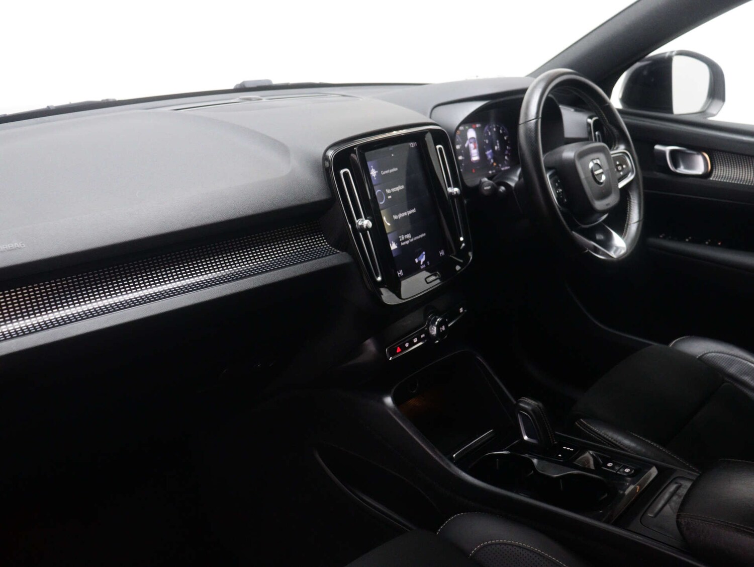 Used Volvo XC40 2020 for sale - 76129238: Photo 41