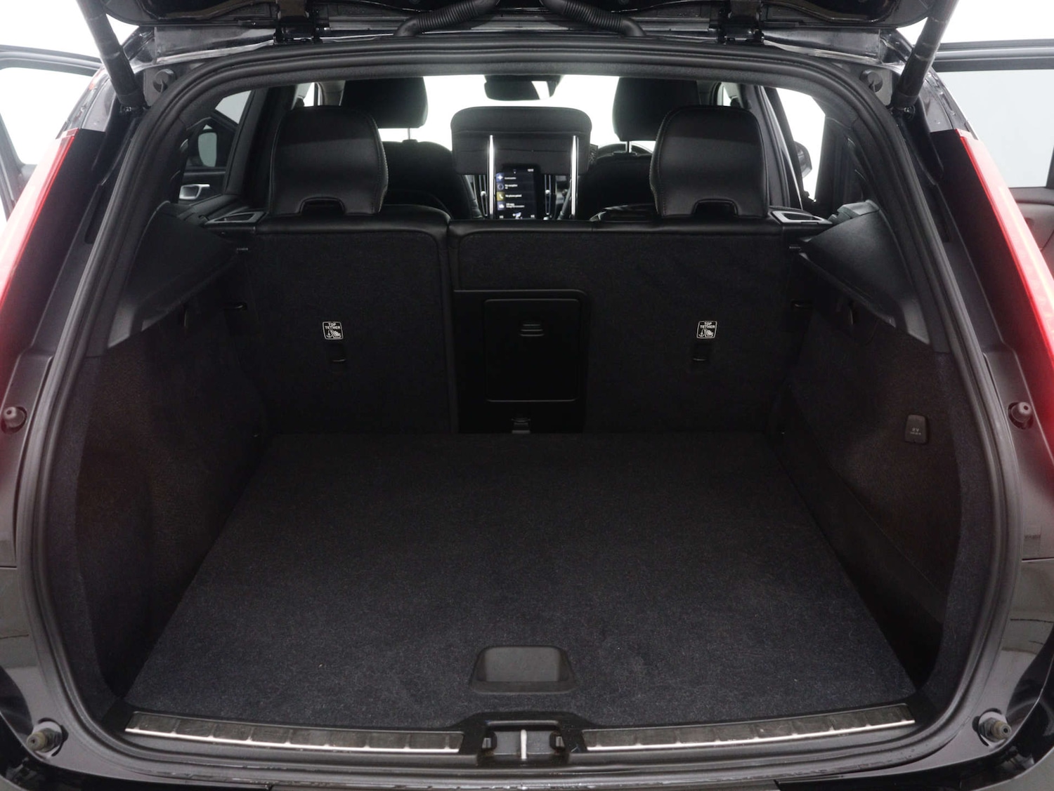 Used Volvo XC40 2020 for sale - 76129238: Photo 47