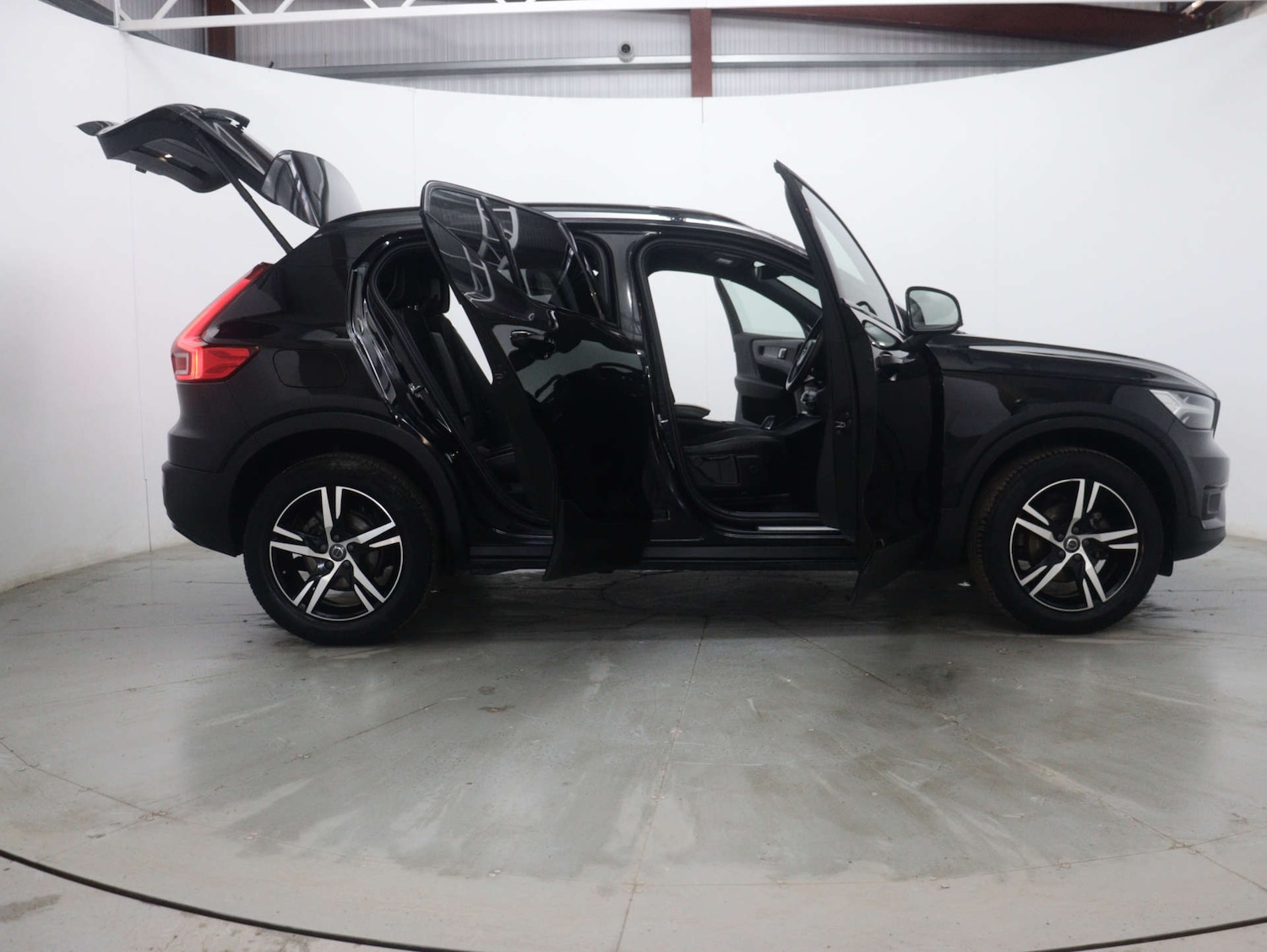 Used Volvo XC40 2020 for sale - 76129238: Photo 56