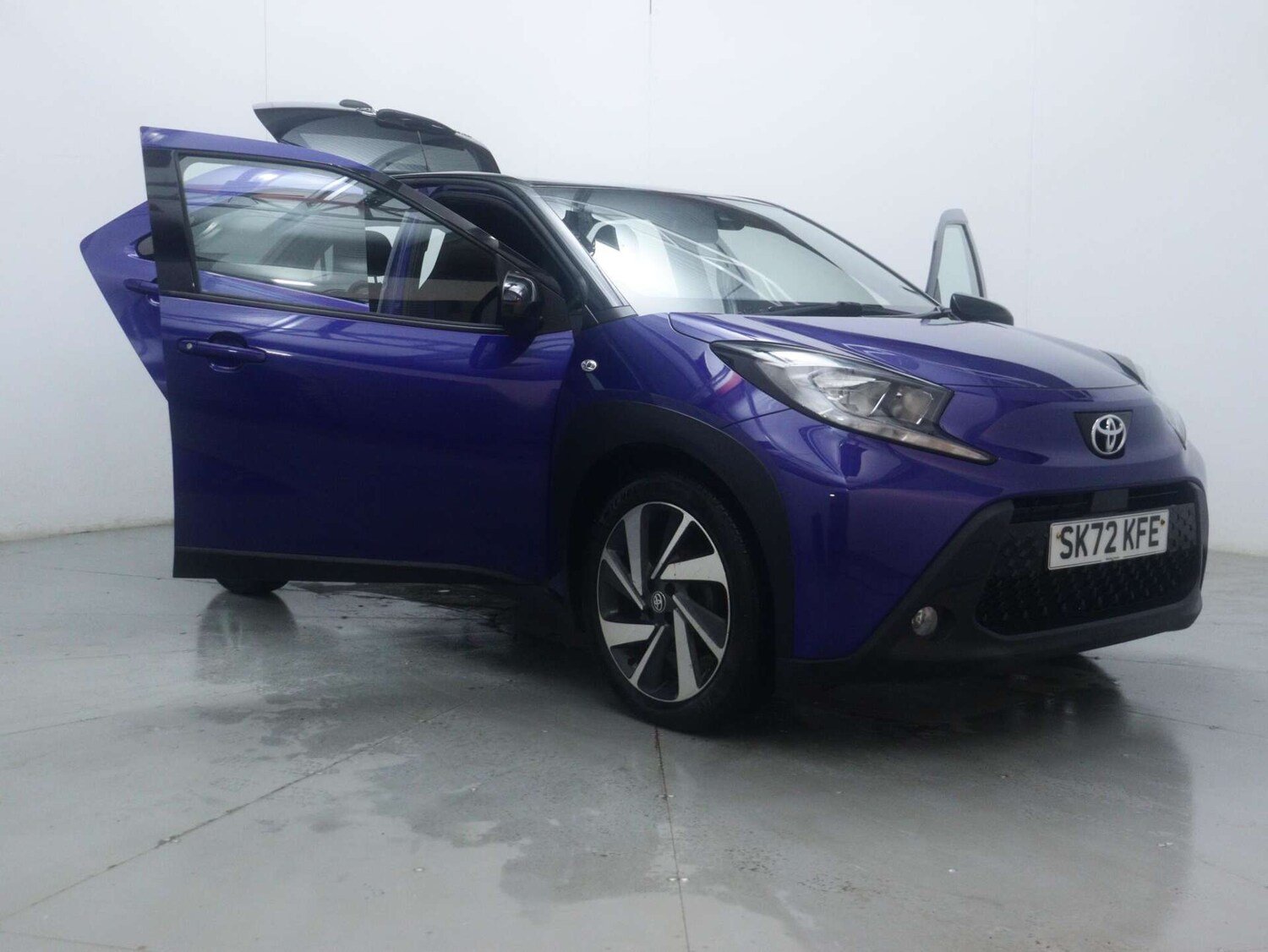 Used Toyota Aygo X 2022 for sale - 77452451: Photo 52