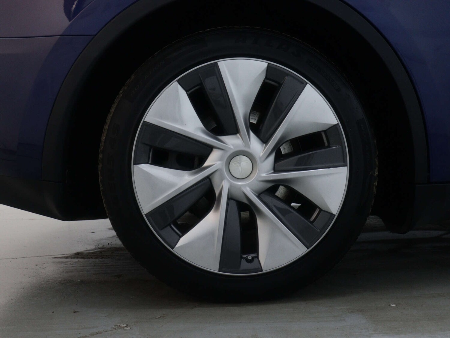 Used Tesla Model Y 2023 for sale - 76894418: Photo 13