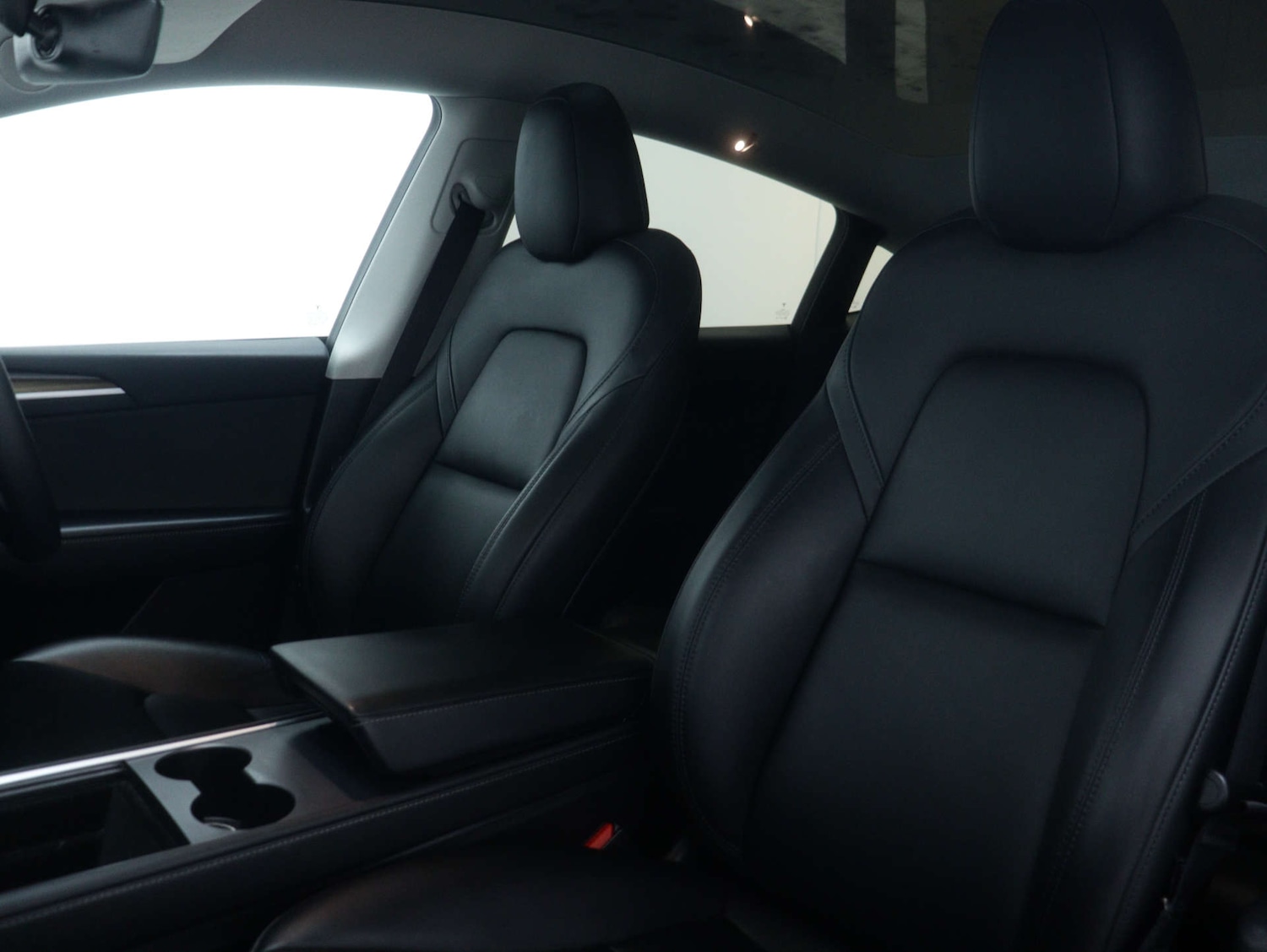 Used Tesla Model Y 2023 for sale - 76894418: Photo 42