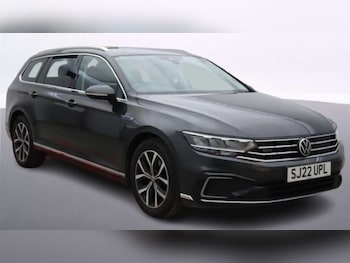 Used Volkswagen Passat 2022 for sale - 78632391: Photo