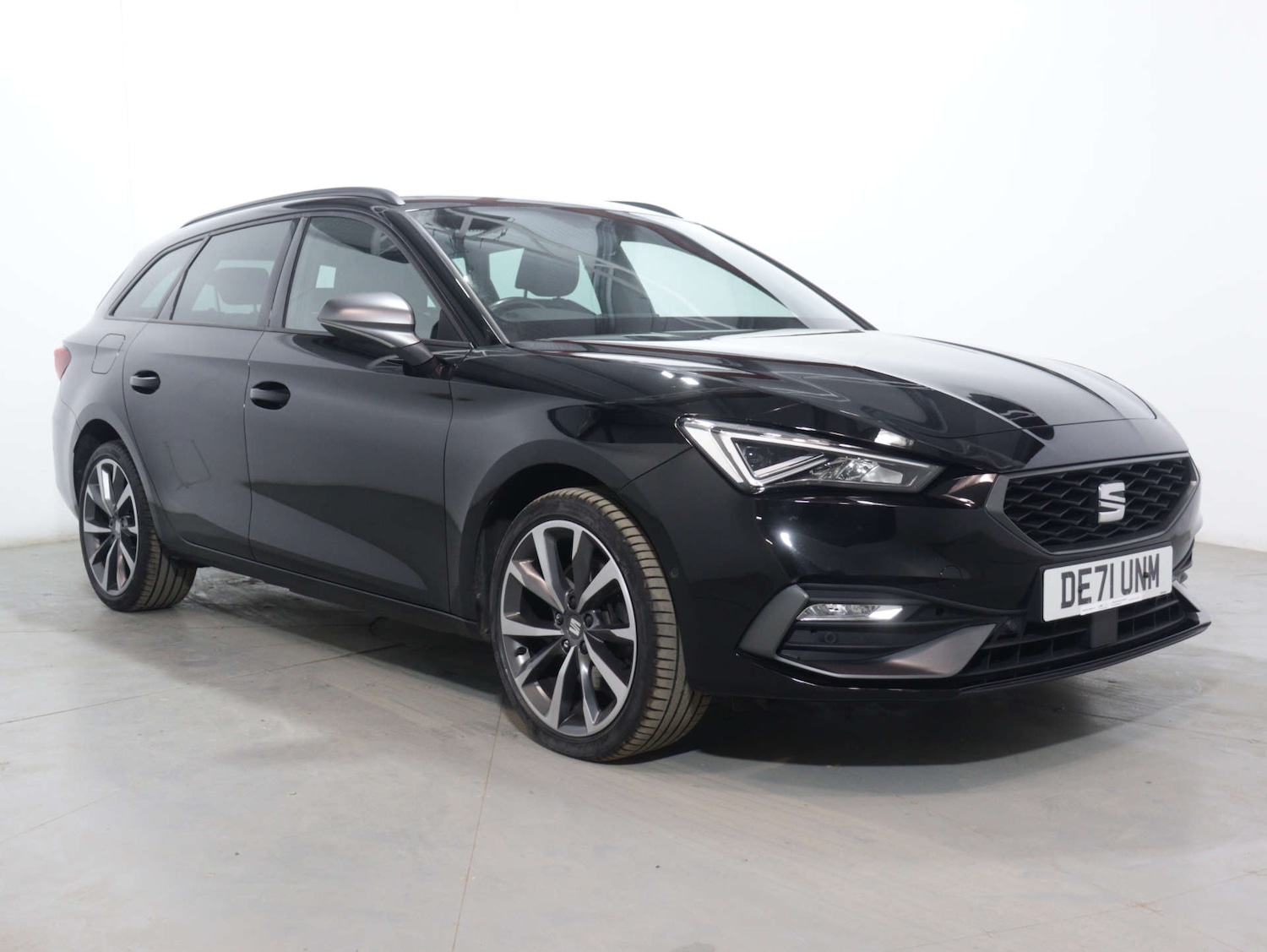 Used SEAT Leon 2021 for sale - 76035027: Photo 1