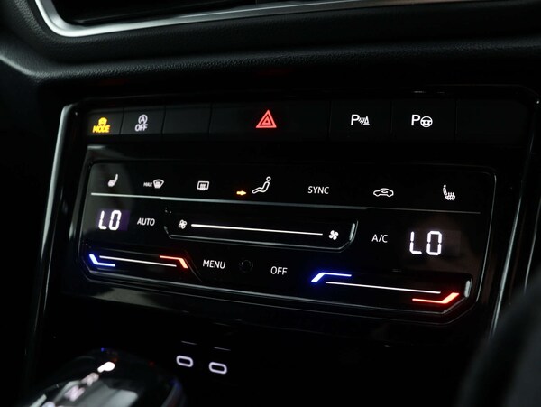 Used Volkswagen T-Roc 2022 for sale - 75498656: Photo 31