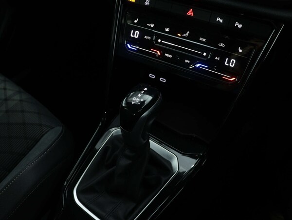 Used Volkswagen T-Roc 2022 for sale - 75498656: Photo 33