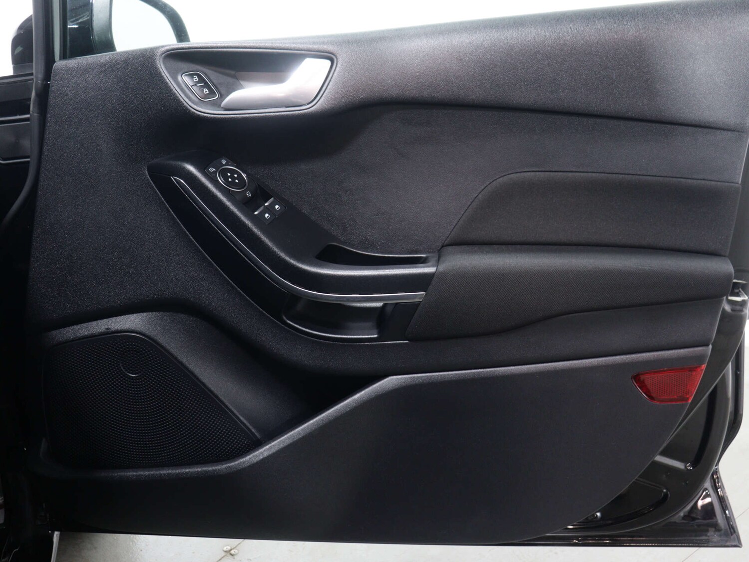 Used Ford Fiesta 2018 for sale - 75909466: Photo 39