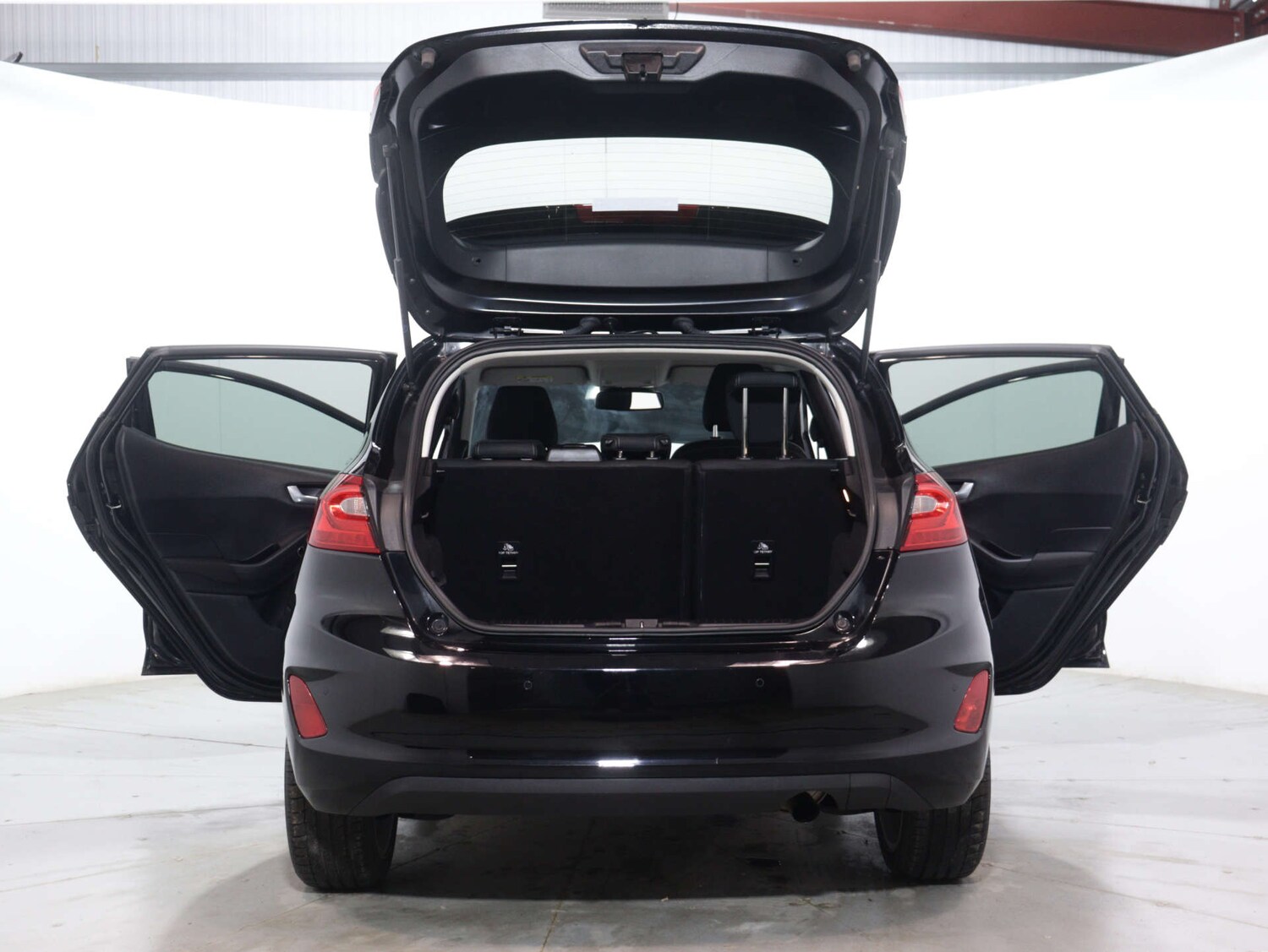 Used Ford Fiesta 2018 for sale - 75909466: Photo 53