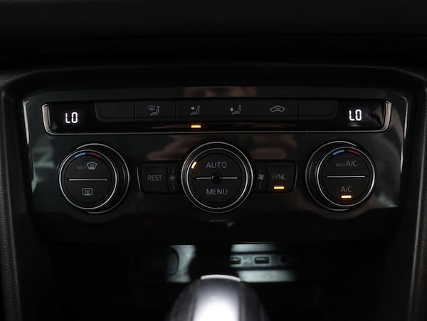 Used Volkswagen Tiguan 2020 for sale - 75107049: Photo 31