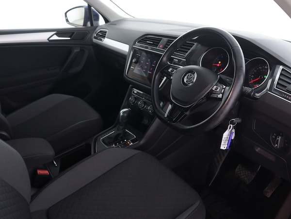 Used Volkswagen Tiguan 2020 for sale - 75107049: Photo 40
