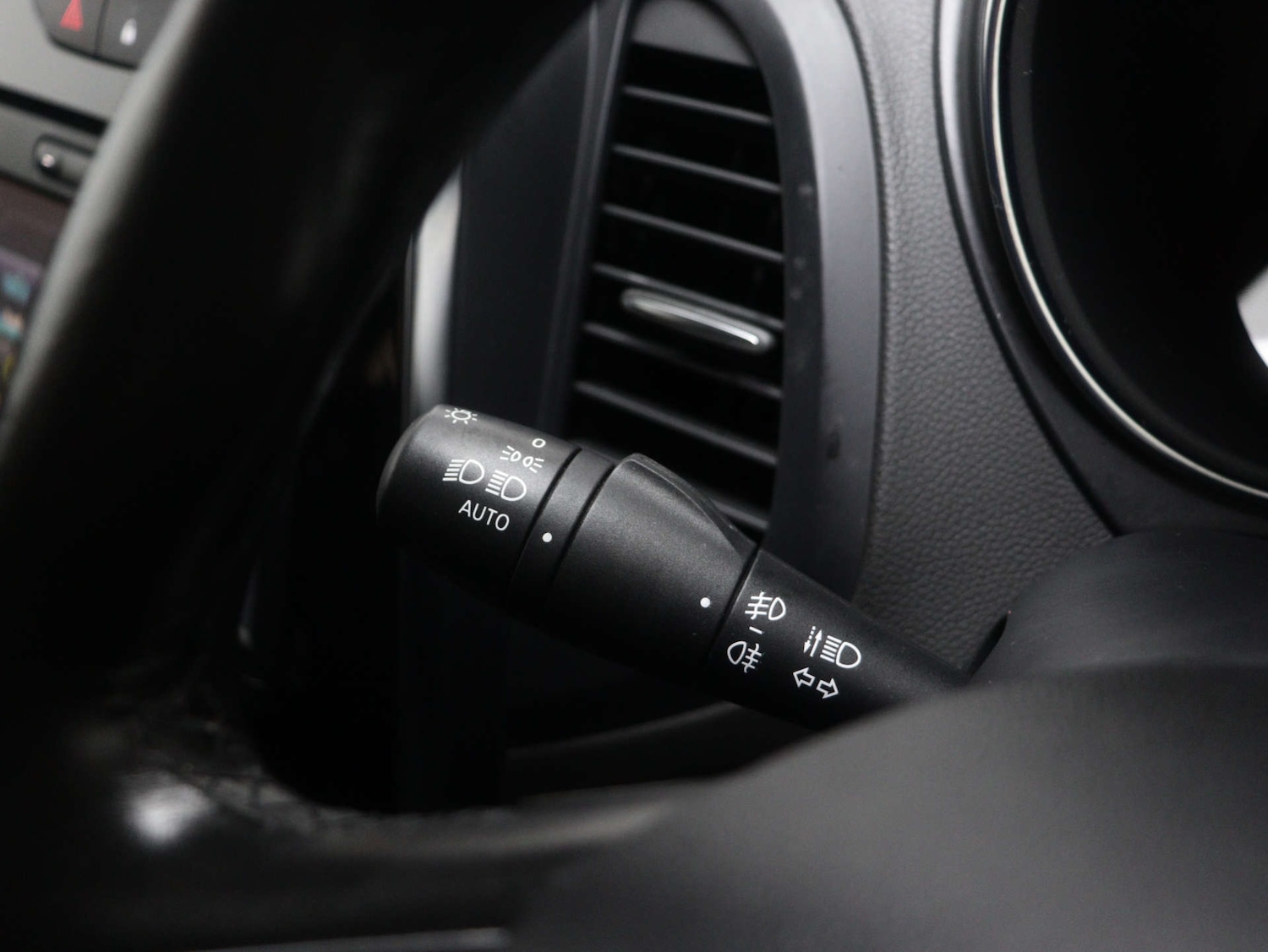 Used Renault Captur 2017 for sale - 76735831: Photo 33