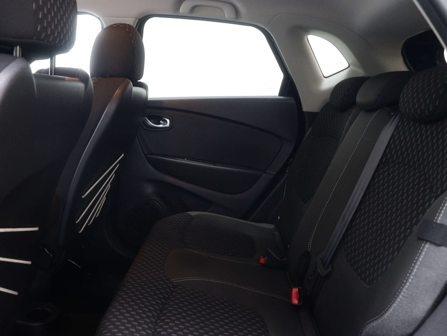 Used Renault Captur 2017 for sale - 76735831: Photo 43