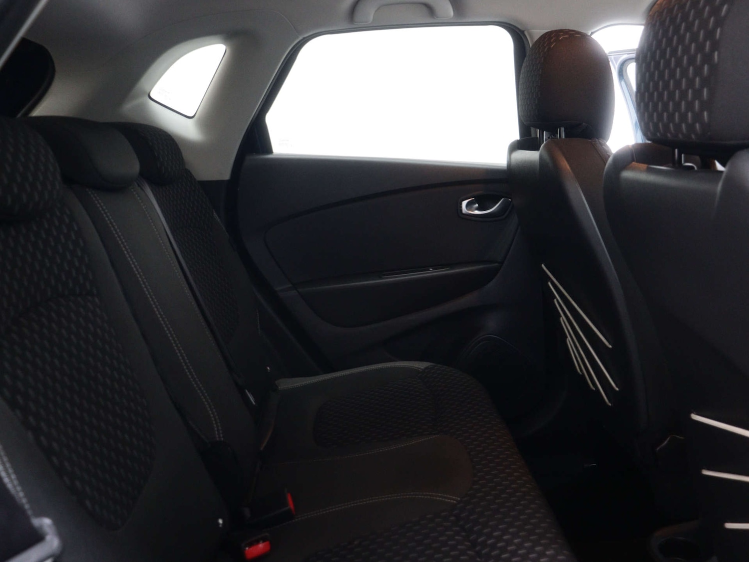 Used Renault Captur 2017 for sale - 76735831: Photo 44