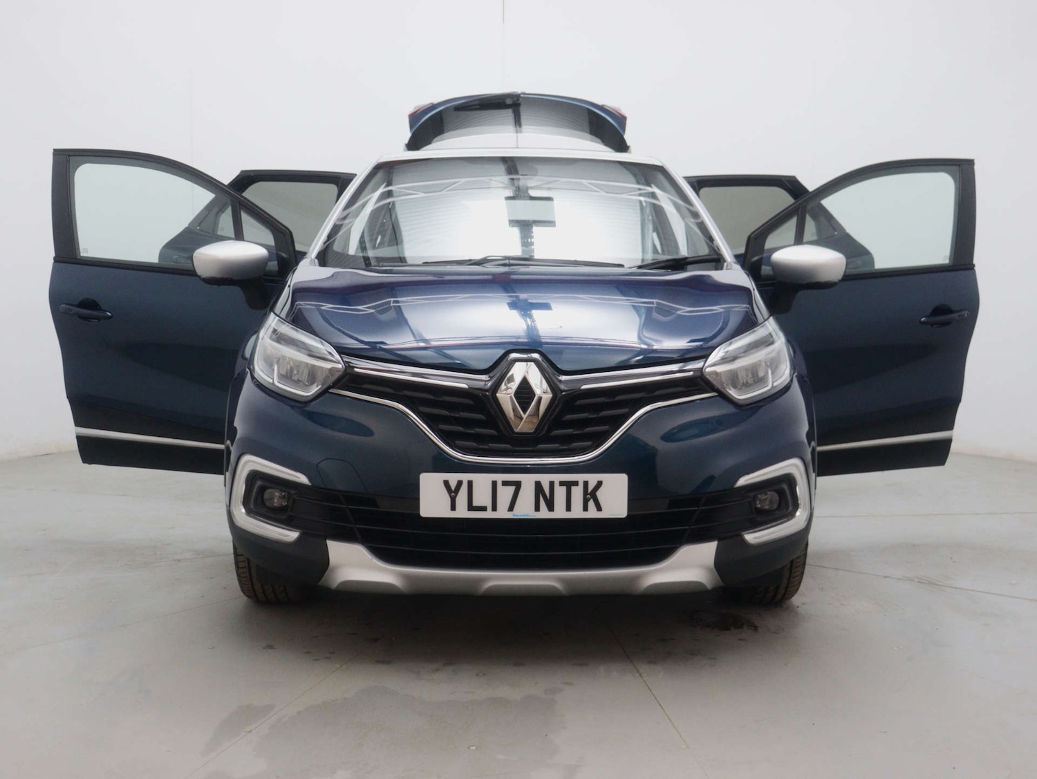 Used Renault Captur 2017 for sale - 76735831: Photo 47