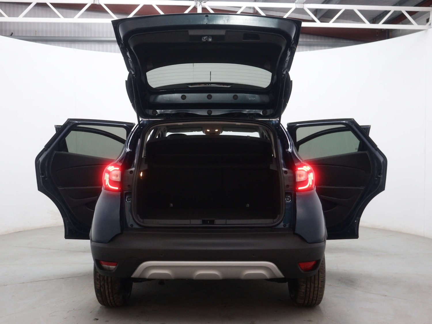 Used Renault Captur 2017 for sale - 76735831: Photo 51