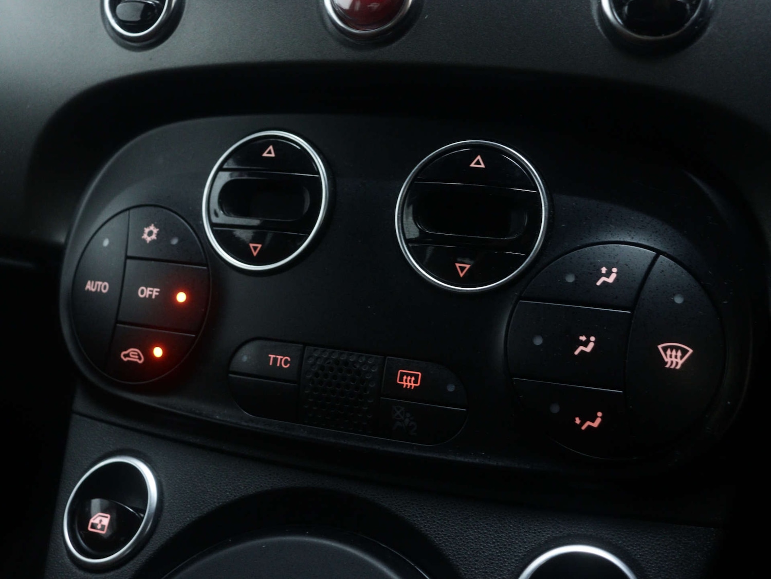 Used Abarth 595 2020 for sale - 76892322: Photo 24