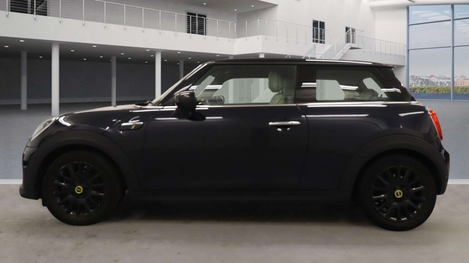 Used MINI Hatch 2021 for sale - 76490361: Photo 9