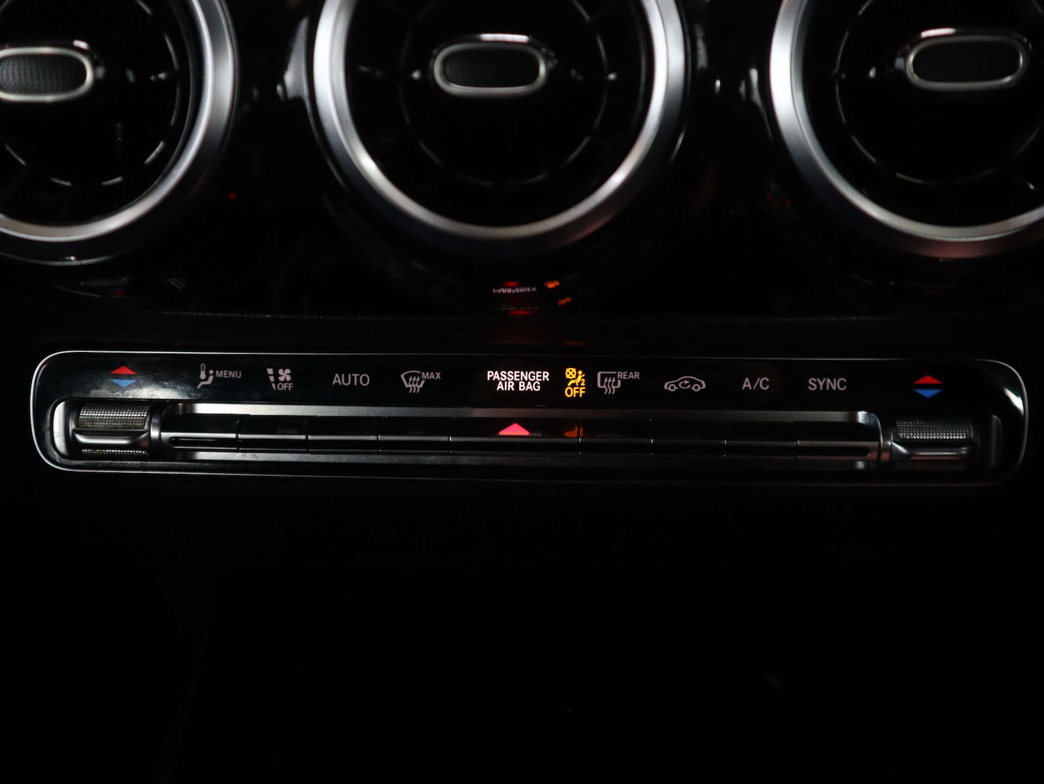 Used Mercedes-Benz GLA 2020 for sale - 76385746: Photo 26