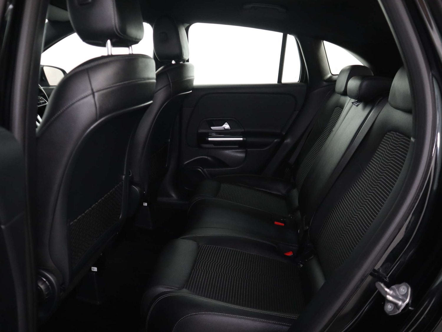 Used Mercedes-Benz GLA 2020 for sale - 76385746: Photo 39