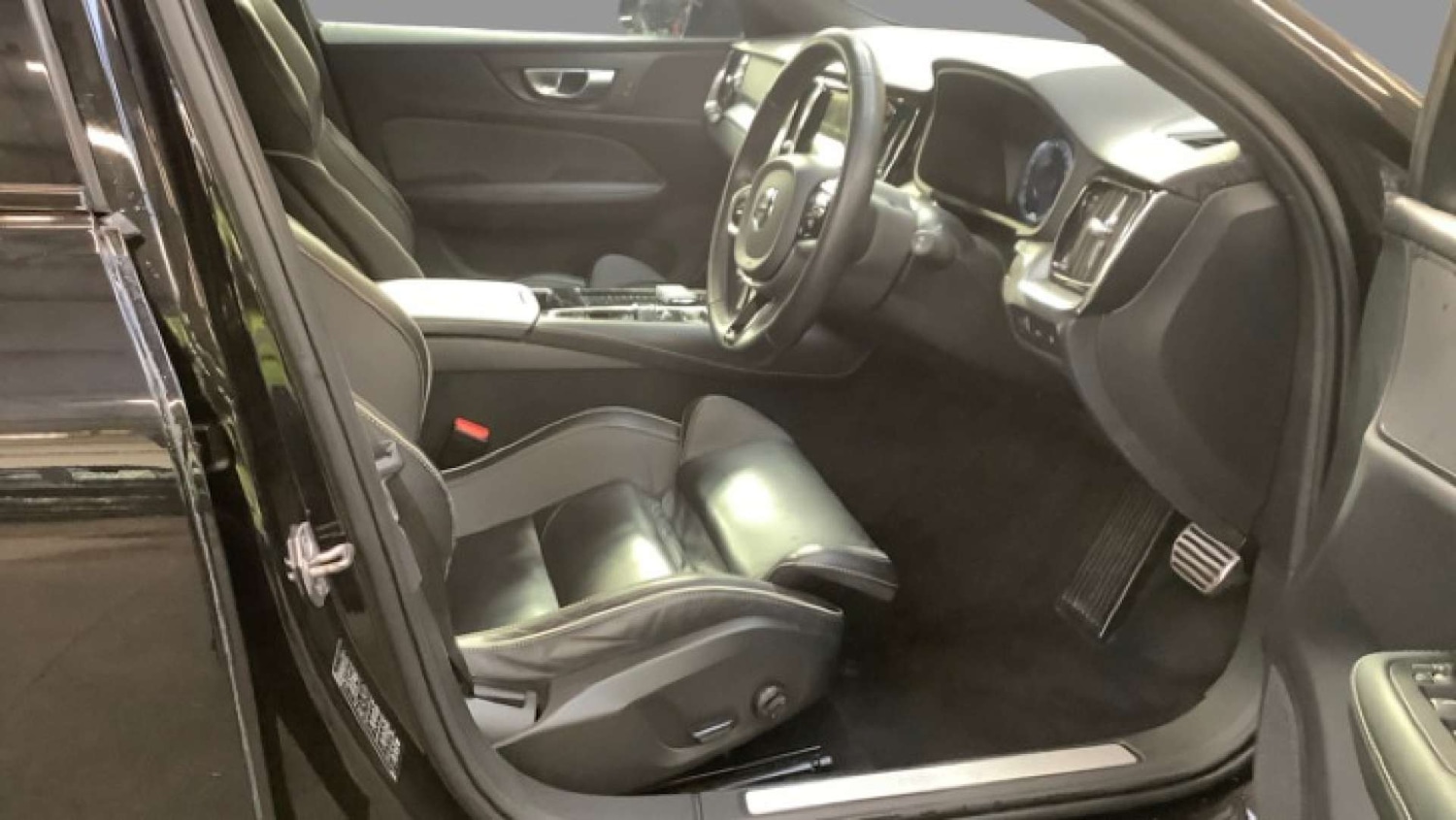 Used Volvo V60 2021 for sale - 76114496: Photo 11