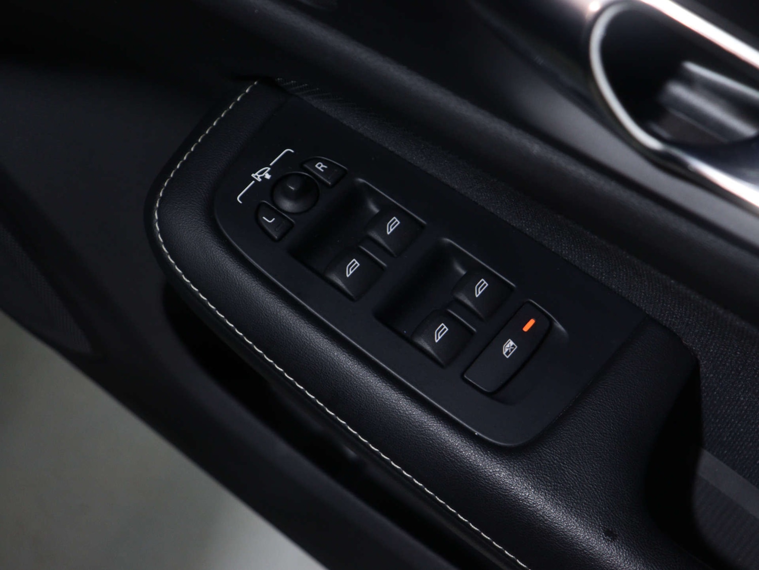 Used Volvo V60 2021 for sale - 76114496: Photo 40