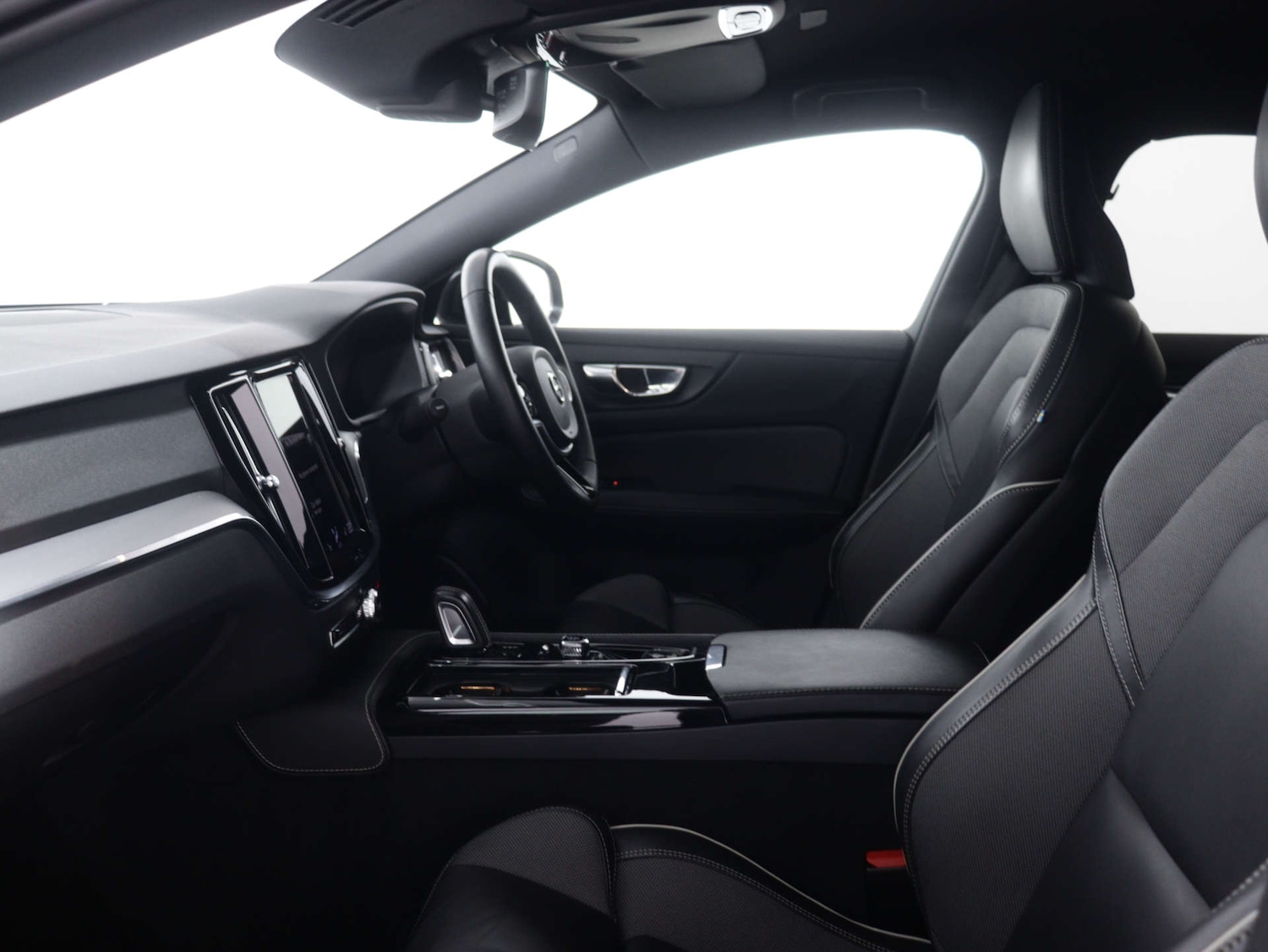 Used Volvo V60 2021 for sale - 76114496: Photo 47