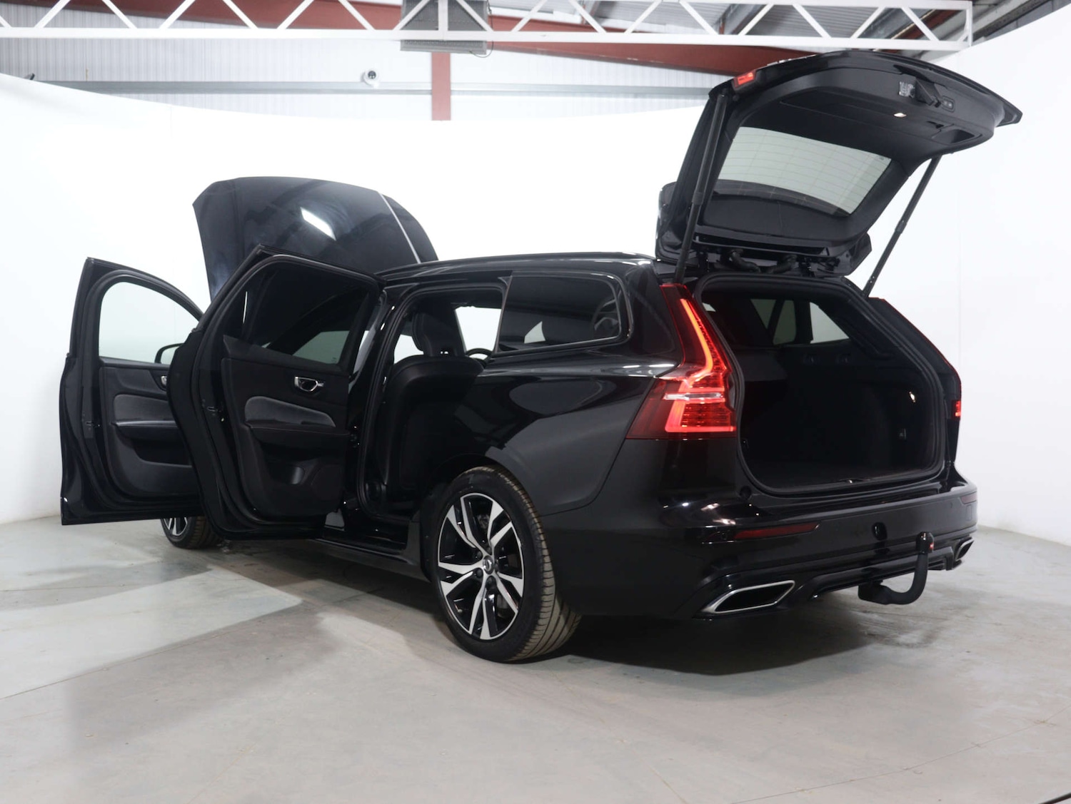 Used Volvo V60 2021 for sale - 76114496: Photo 58