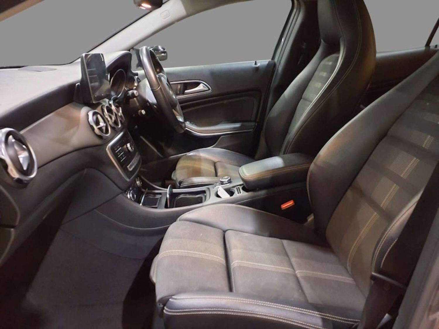 Used Mercedes-Benz GLA 2019 for sale - 78039653: Photo 10