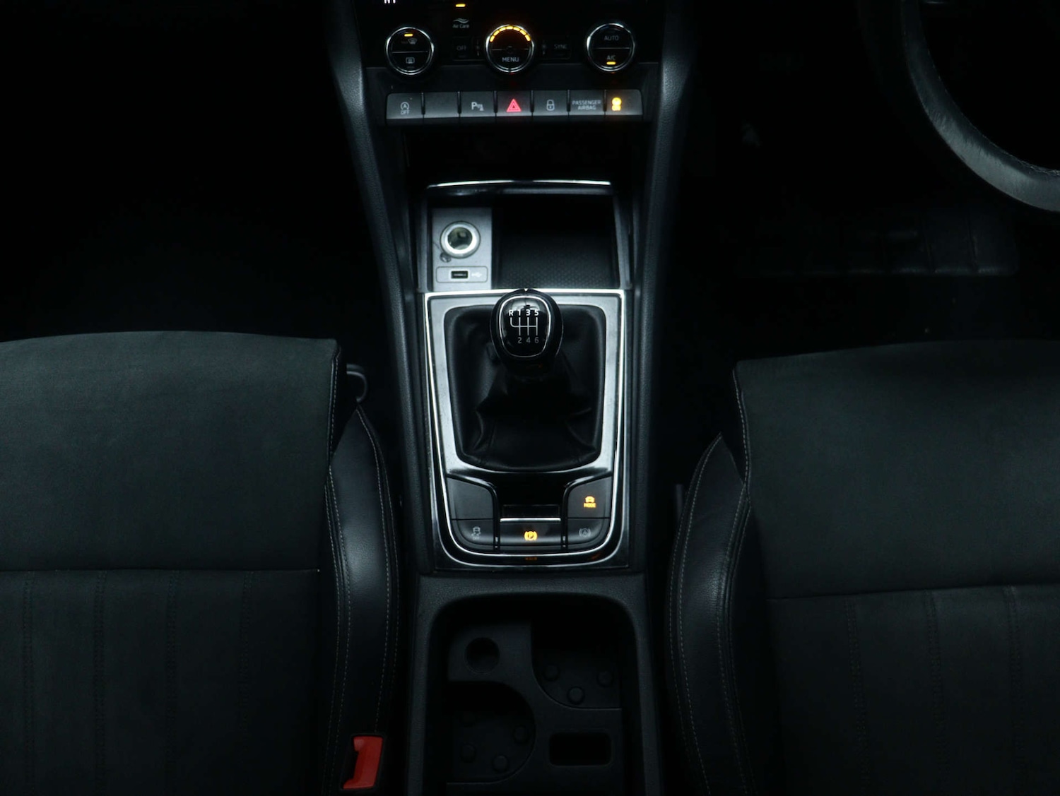 Used Skoda Karoq 2018 for sale - 77087307: Photo 20