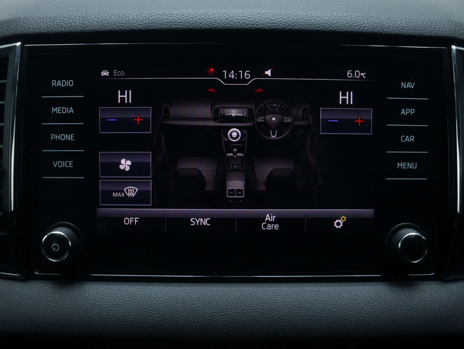 Used Skoda Karoq 2018 for sale - 77087307: Photo 28