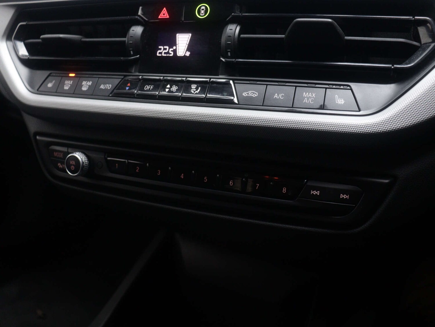 Used BMW 1 Series 2024 for sale - 76414877: Photo 32