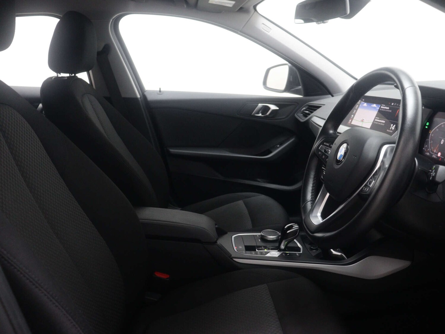 Used BMW 1 Series 2024 for sale - 76414877: Photo 45