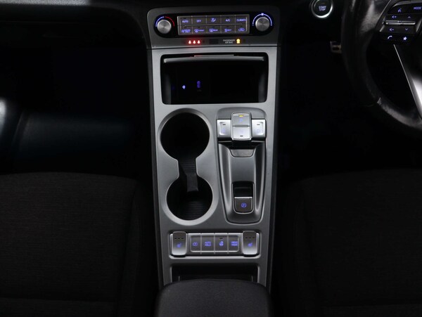 Used Hyundai KONA 2021 for sale - 76105316: Photo 16