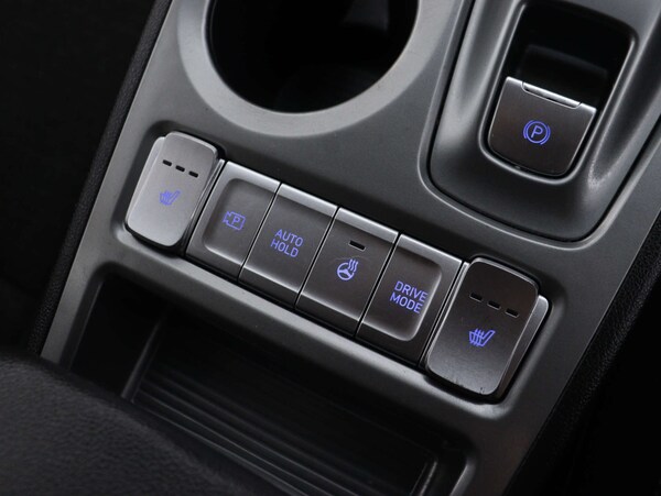 Used Hyundai KONA 2021 for sale - 76105316: Photo 32