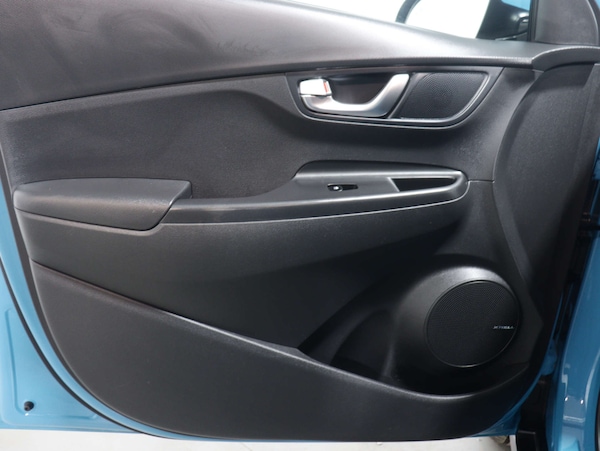 Used Hyundai KONA 2021 for sale - 76105316: Photo 45