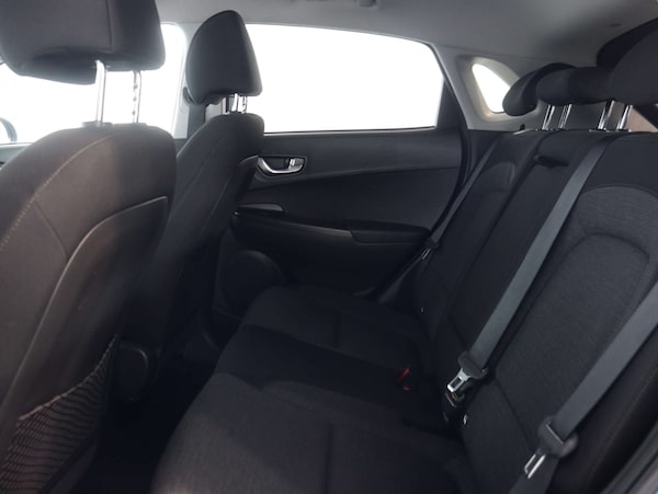 Used Hyundai KONA 2021 for sale - 76105316: Photo 46
