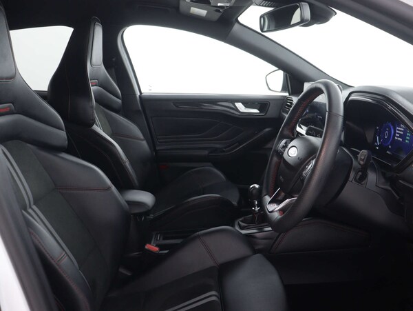 Used Ford Focus 2023 for sale - 74981461: Photo 31