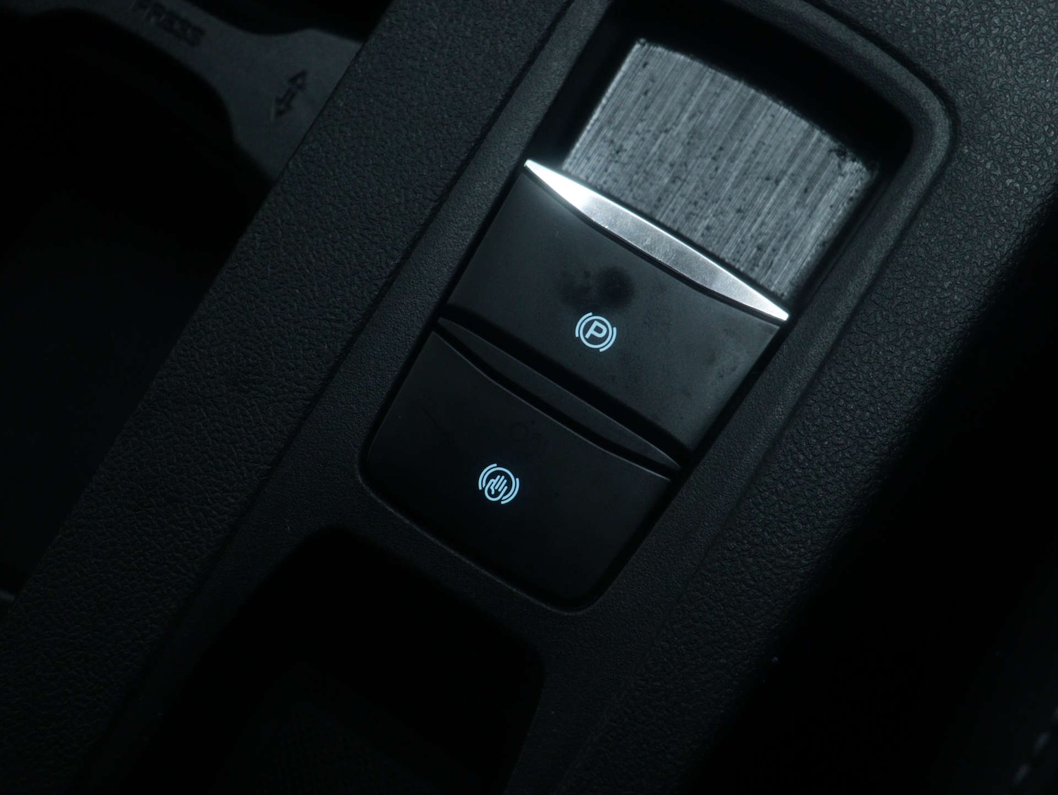 Used Ford Kuga 2020 for sale - 77406089: Photo 32