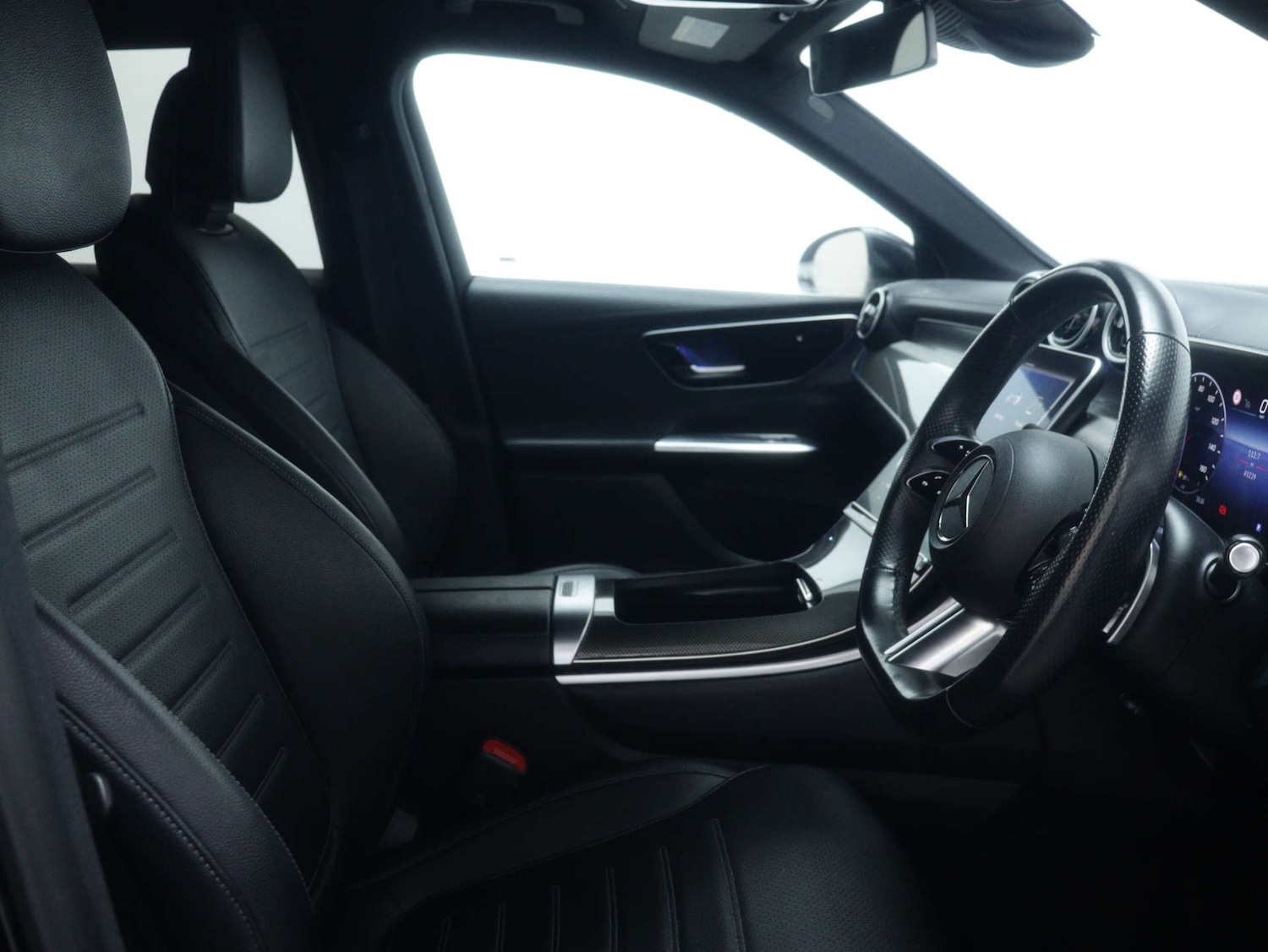 Used Mercedes-Benz GLC 2023 for sale - 77364226: Photo 44