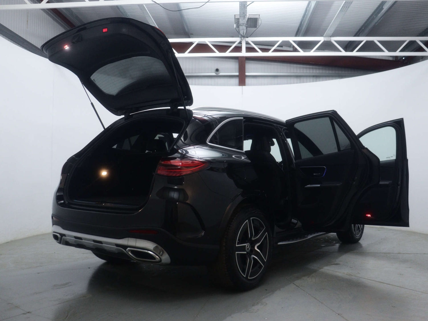 Used Mercedes-Benz GLC 2023 for sale - 77364226: Photo 60