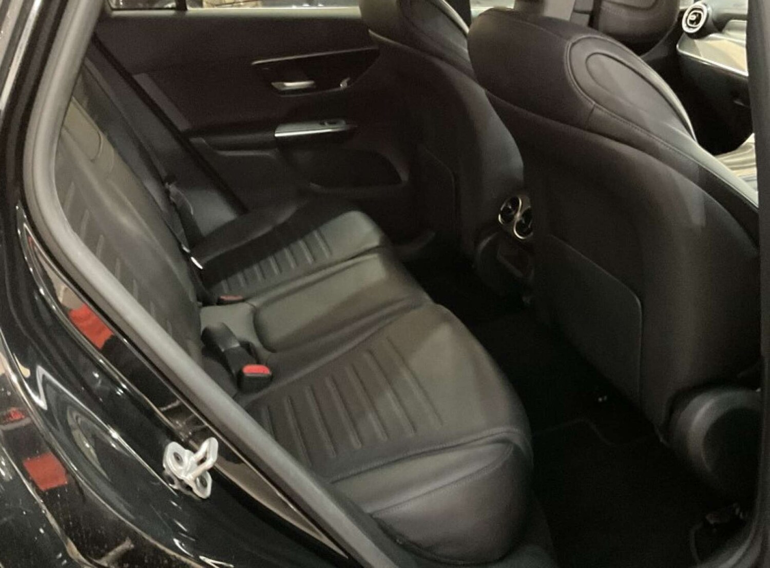 Used Mercedes-Benz GLC 2023 for sale - 77364226: Photo 9