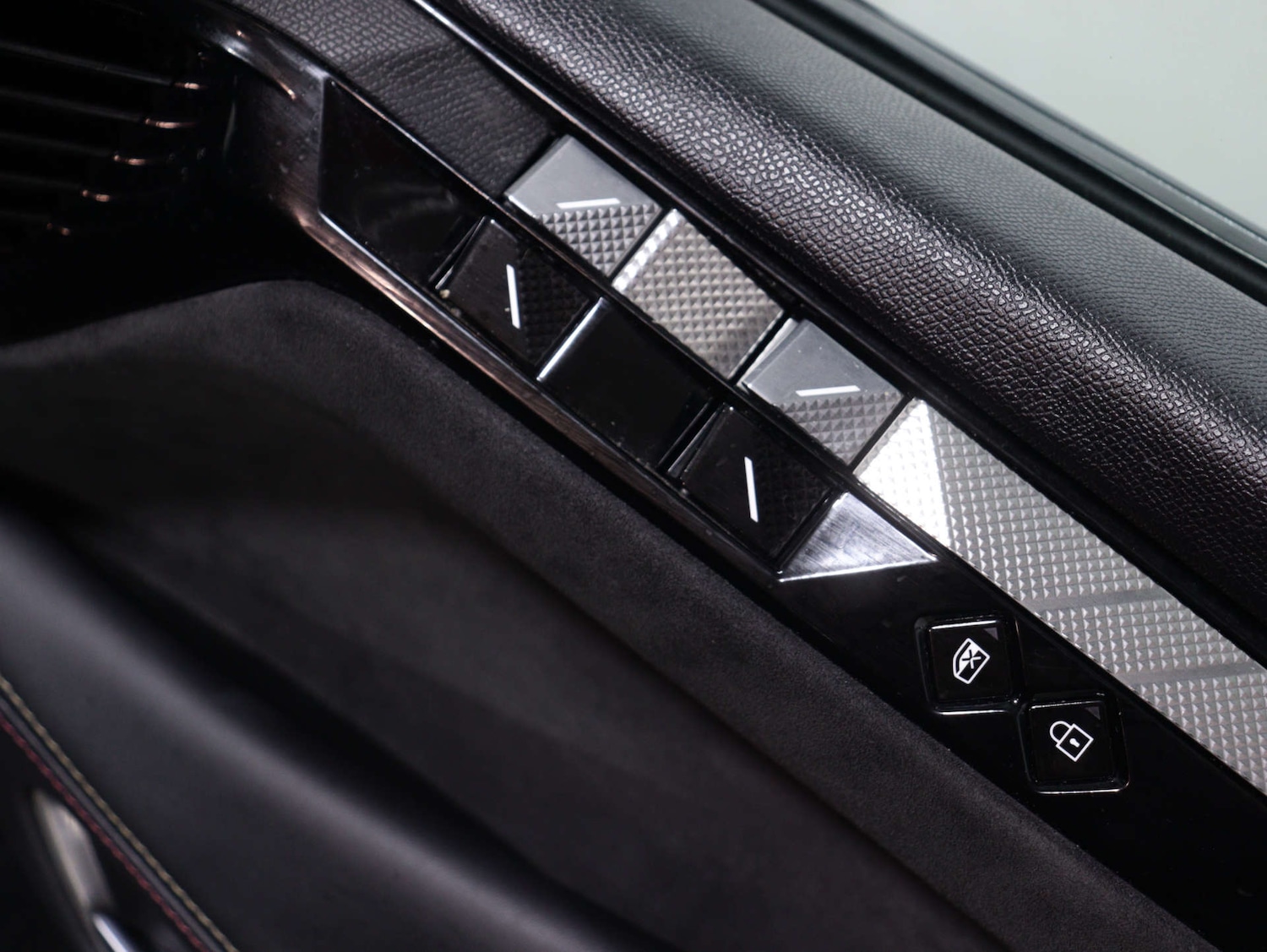 Used DS Automobiles DS 4 2022 for sale - 77946346: Photo 39